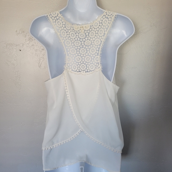 Monteau Medium White Chiffon Tank Top Racerback Lace Neck Back Pom Pom Trim - Picture 5 of 7
